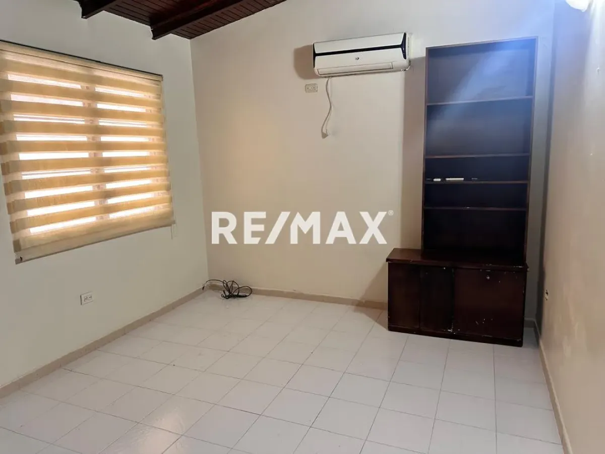 En Venta Casa o TownHouse Puerta Maraven, Cardón, Falcón, 4154, VEN