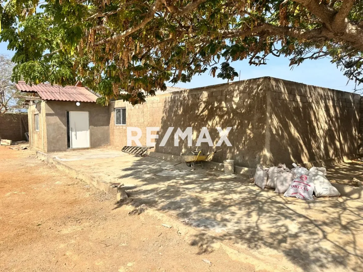 En Venta Casa o TownHouse Cardón, Falcón, 4154, VEN