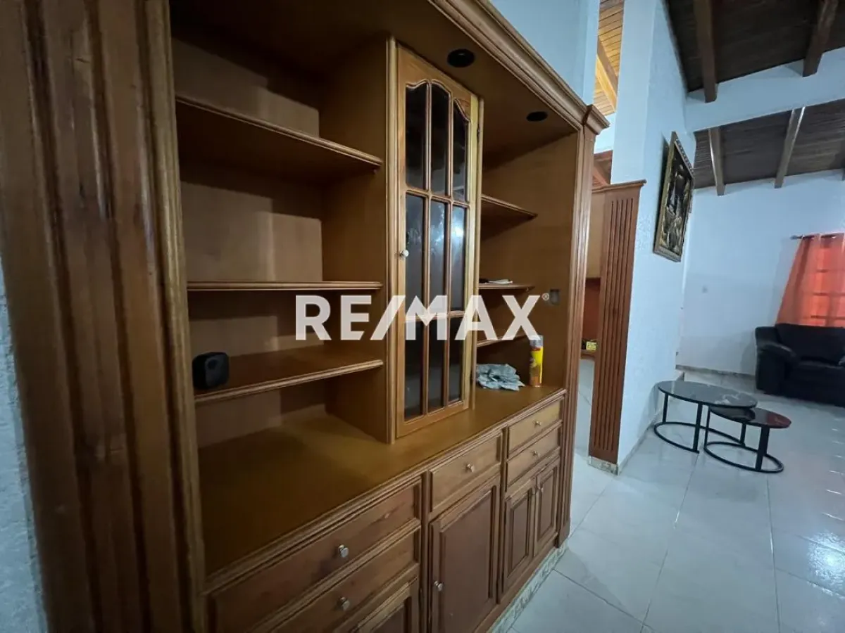 En Alquiler Casa o TownHouse PUERTA MARAVEN AV, BACHILLER PEÑA