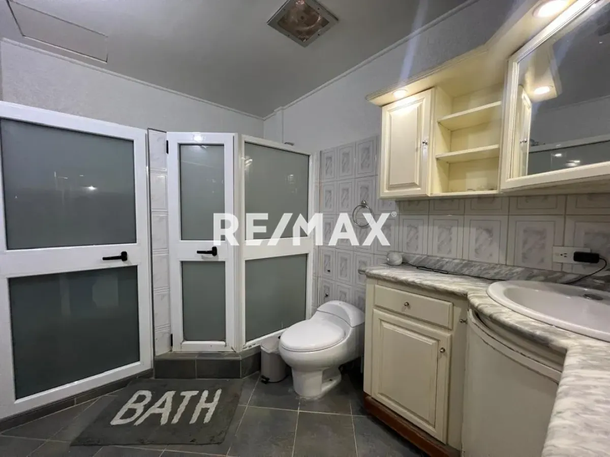 En Alquiler Casa o TownHouse PUERTA MARAVEN AV, BACHILLER PEÑA