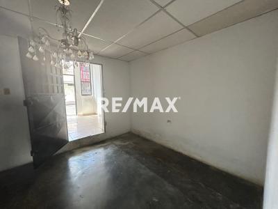 En Alquiler Casa o TownHouse PUERTA MARAVEN AV, BACHILLER PEÑA