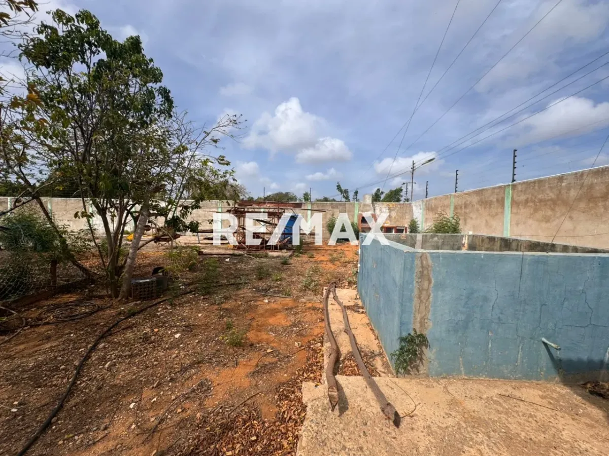 En Venta Negocio La Rinconada, Falcón, VEN