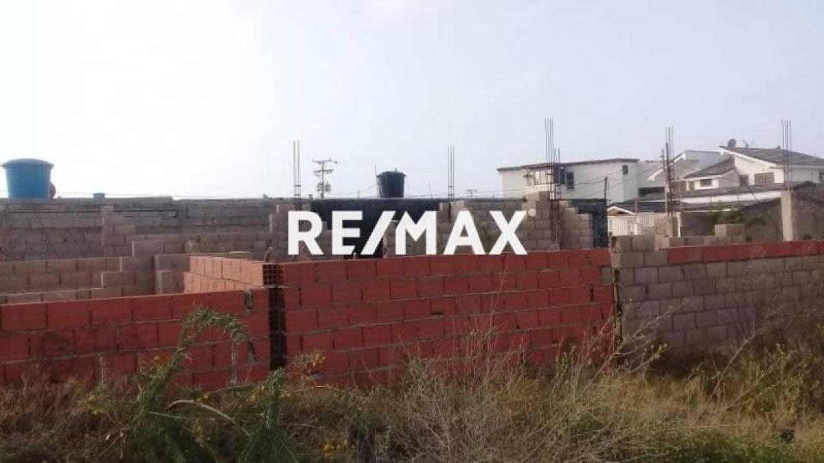 En Venta Terreno y Parcela Parcelamiento Villas Maria Jose,  Puerta Maraven  Punto Fijo Estado Falcón