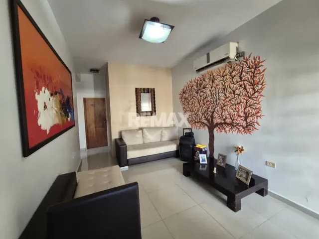 En Venta Casa o TownHouse Guanadito Norte Urb Doña Nicasia 2