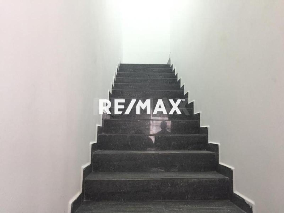 En Venta Edificio Avenida Bolivar, Carirubana, Falcón, 4102, VEN