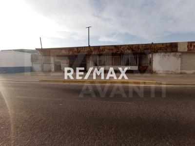 En Venta Terreno y Parcela Puerta Maraven Calle Cabure con Calle Trompillo