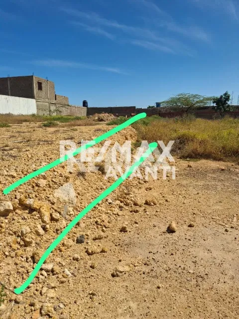 En Venta Terreno y Parcela Puerta Maraven