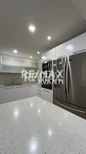 En Alquiler Casa o TownHouse Urbanización Cristal VII