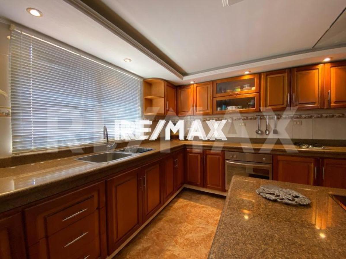 En Venta Casa o TownHouse Puerta Maraven