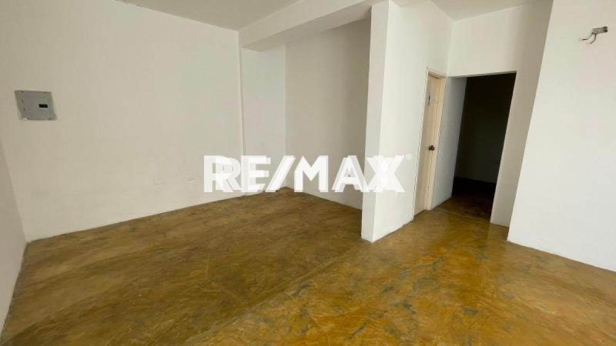 En Alquiler Oficina Avenida Ollarvides, Punta Cardón, Punto Fijo, Carirubana, Falcón, VEN