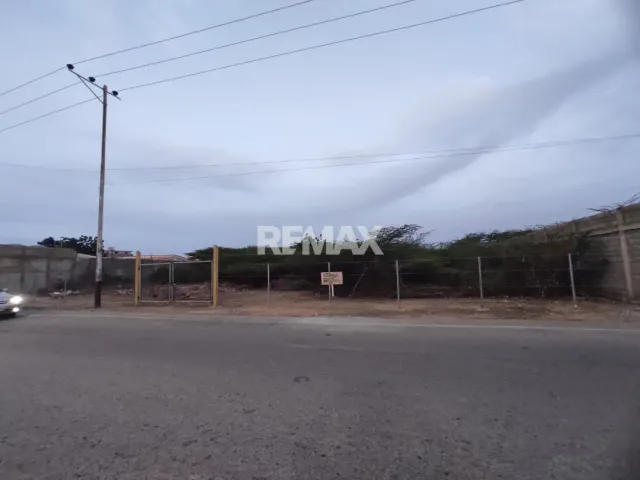 En Venta Terreno y Parcela Av. General Pelayo, Puerta Maraven
