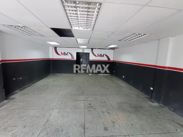 En Alquiler Local Comercial Calle Comercio, Carirubana, Punto Fijo, Falcón, 4102, VEN