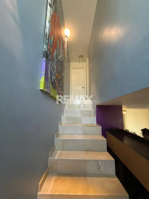 En Alquiler Casa o TownHouse Puerta Maraven Calle Democracia