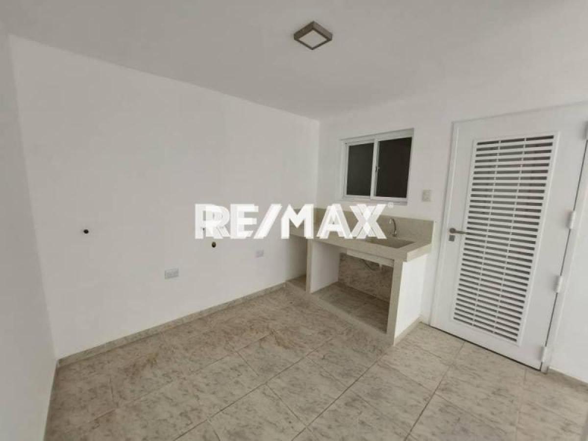 En Venta Casa o TownHouse La Lagunita, Judibana.