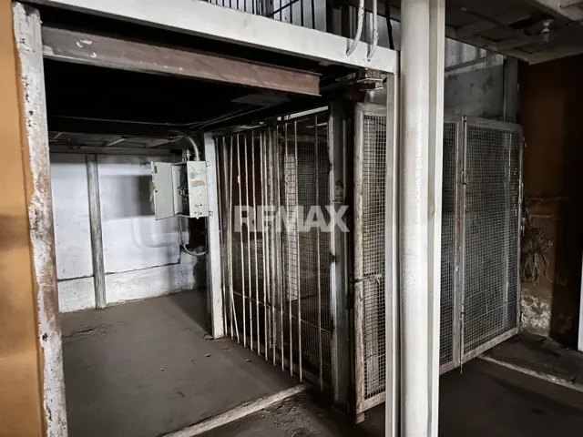 En Alquiler Local Comercial Calle los Ruices, Centro, Punto Fijo, Falcón, 4102, VEN