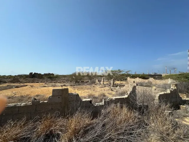 En Venta Terreno y Parcela Puerta Maraven, Cardón, Falcón, 4154, VEN