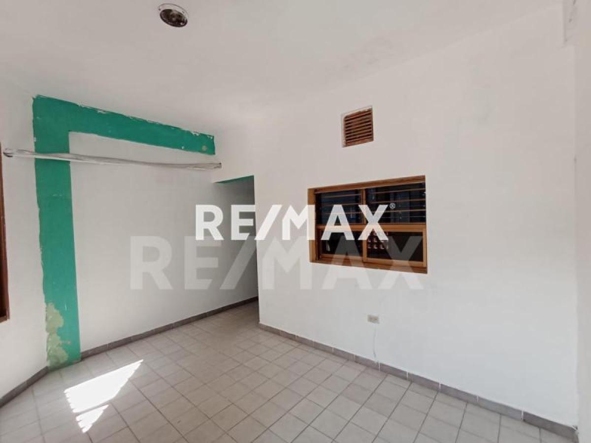 En Venta Local Comercial Calle Bolivia, Centro, Punto Fijo, Carirubana, Falcón, 4102, VEN