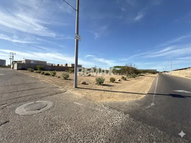 En Venta Terreno y Parcela AV General Pelayo con calle Tabana Puerta Maraven