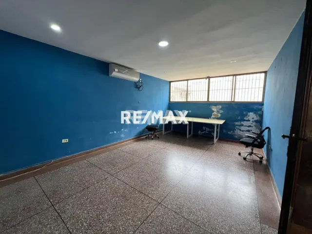 En Venta Casa o TownHouse Urbanizacion Santa Fe Sector los medanos calle los Pinos