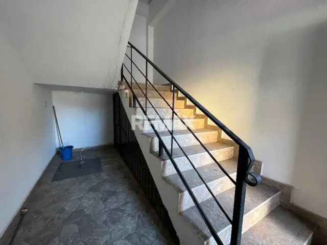 En Venta Local Comercial Calle Falcon entre calle Peru y Brasil