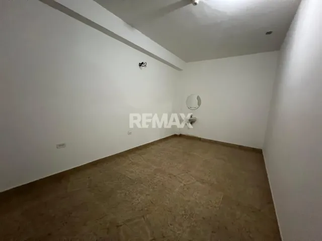 En Venta Local Comercial Calle Falcon entre calle Peru y Brasil