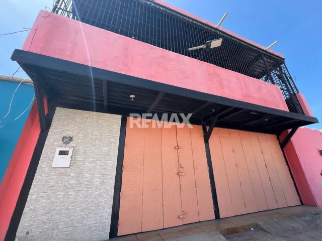 Local Comercial de 500 m² en venta en el centro de Punto Fijo, ideal para negocio - Foto 1