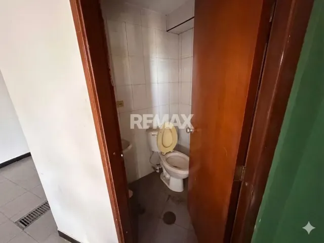 Local Comercial de 30 m² en Alquiler en la Avenida Principal de Punto Fijo - Foto 4