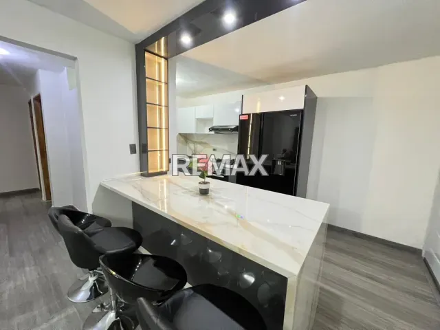 Apartamento de 70 m² con 3 habitaciones y estacionamiento en venta en Balcones II - Foto 3