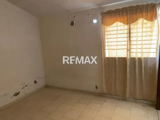 Casa comercial de 3 hab. y 2 baños en alquiler, Av. Ollarvides, Guaranao - Foto 4
