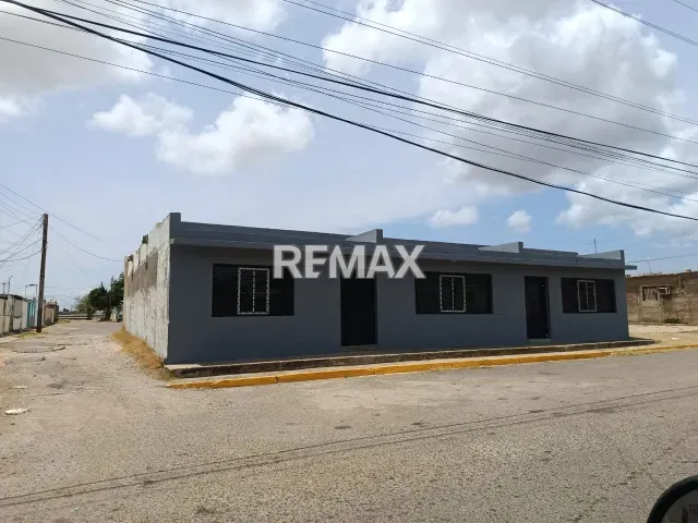 Amplio local comercial de 260 m² en venta, excelente ubicación en Punto Fijo - Foto 2