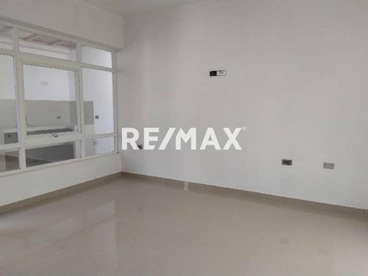 Elegante townhouse de 4 hab. y 4 baños en venta, Jardín Las Virtudes, Punto Fijo - Foto 4