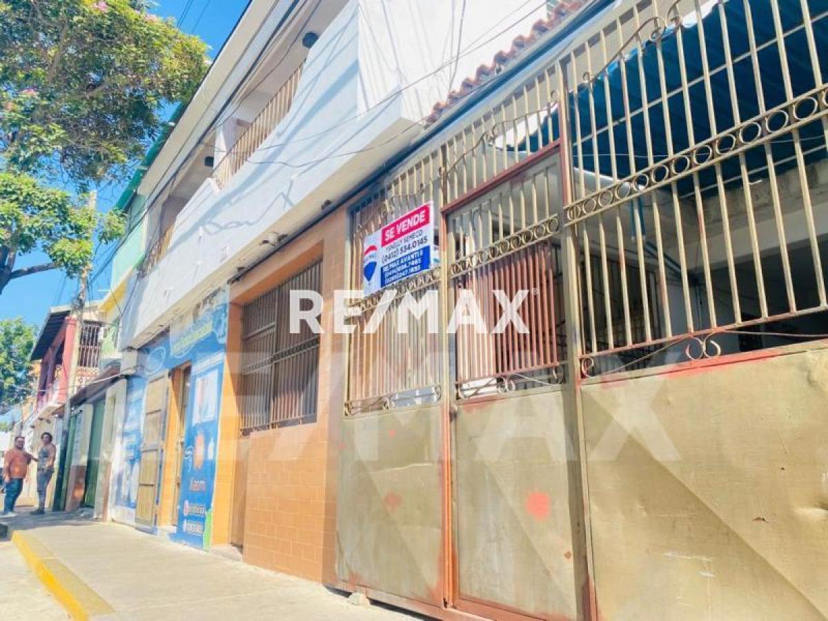 Amplia casa de 15 hab. con local comercial en venta, Zona Comercial Avenida Rafael Gonzalez - Foto 1