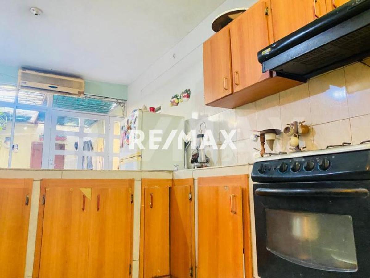 Amplia casa de 15 hab. con local comercial en venta, Zona Comercial Avenida Rafael Gonzalez - Foto 4