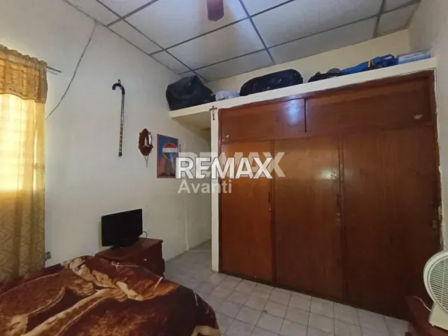 Casa de 4 hab. y 4 baños en venta, 396 m² en Calle Girardot, Santa Irene - Foto 5