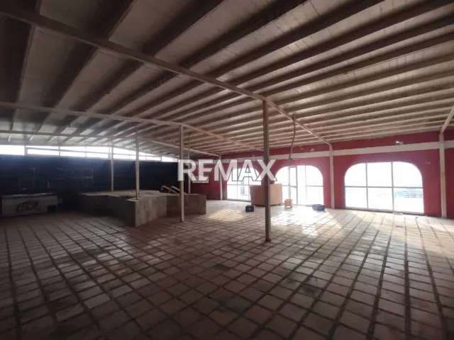 Amplio galpón de 600 m² en alquiler con 5 baños y 10 estacionamientos en La Puerta Maraven - Foto 8