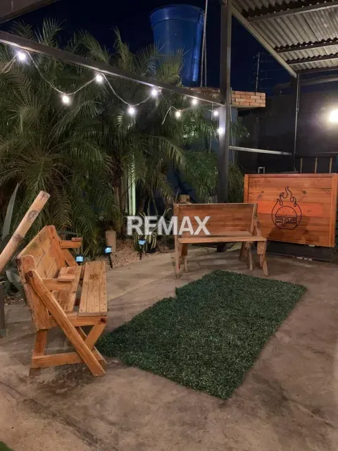 Fondo de Comercio en Venta de 100 m² con 2 baños y 5 estacionamientos en Punto Fijo - Foto 4