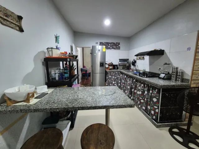 Cálida casa de 2 hab. con área social y 2 aires acondicionados en venta, Falcón - Foto 5