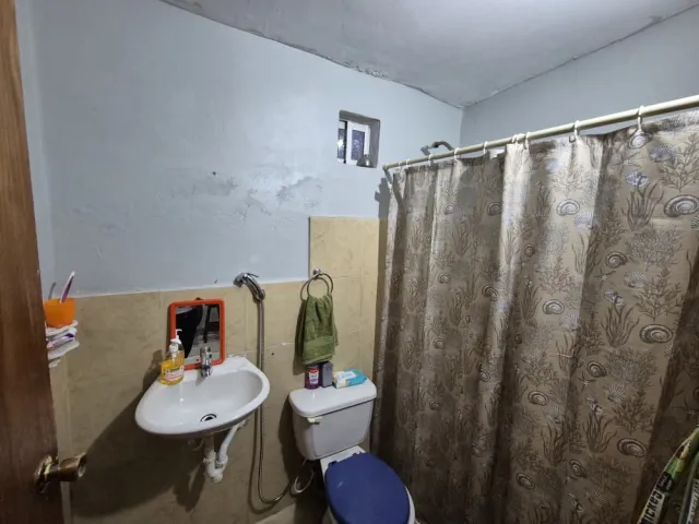 Cálida casa de 2 hab. con área social y 2 aires acondicionados en venta, Falcón - Foto 7