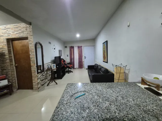 Cálida casa de 2 hab. con área social y 2 aires acondicionados en venta, Falcón - Foto 10