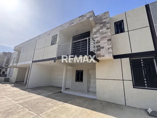 Moderna casa de 4 hab. y 4 baños en venta, Conjunto Cerrado Santa Irene - Foto 2