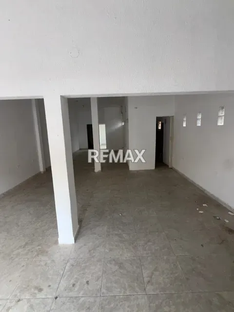 Amplio local comercial de 114 m² en alquiler, con oficina y depósito en Avenida Brasil - Foto 2