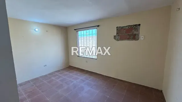 Amplia casa de 4 habitaciones y 4 baños en venta, gran garaje para 12 autos - Foto 10