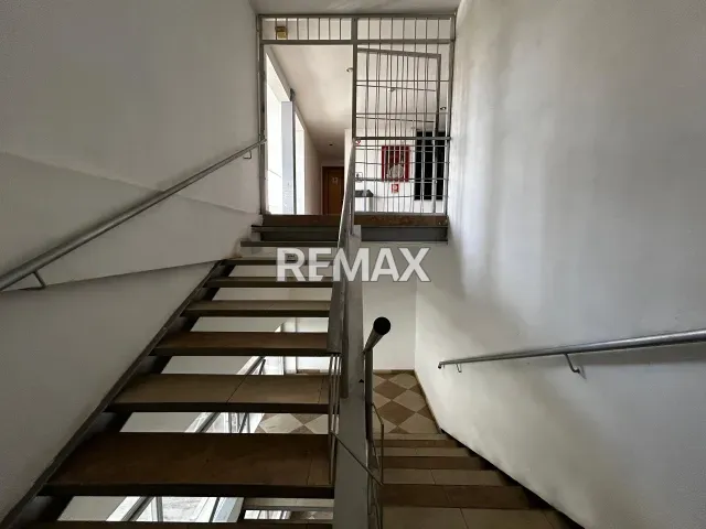 Local comercial de 55 m² en venta con 2 baños y estacionamiento en Punto Fijo - Foto 3