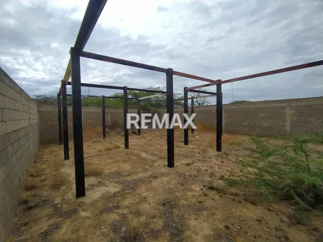 Terreno de 185 m² en venta, cerca de playas en Los Taques, Falcón - Foto 3