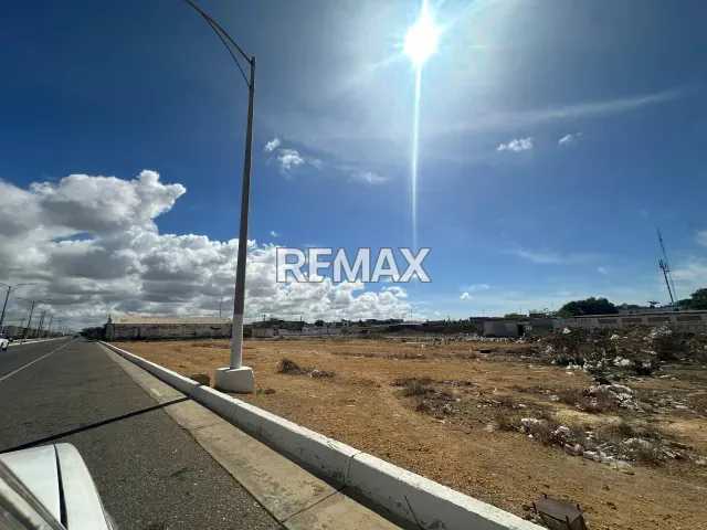 Amplio terreno de 3.500 m² en venta, ideal para patio de contratista en Cardón - Foto 2