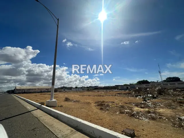 Amplio terreno de 3.500 m² en venta, ideal para patio de contratista en Cardón - Foto 3