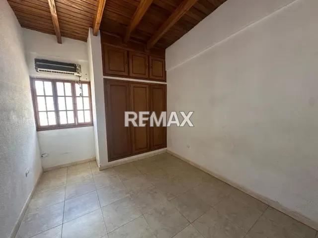 Espaciosa casa de 5 habitaciones y 5 baños en venta, 890 m² en Judibana, Falcón - Foto 8