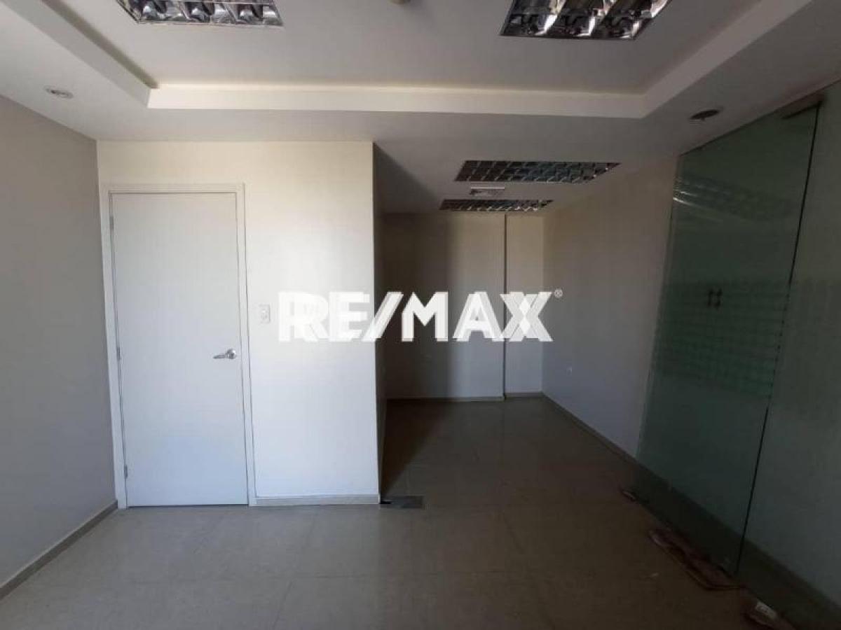 Local comercial de 54 m² en venta con aire acondicionado en Avenida Girardot, Punto Fijo - Foto 4