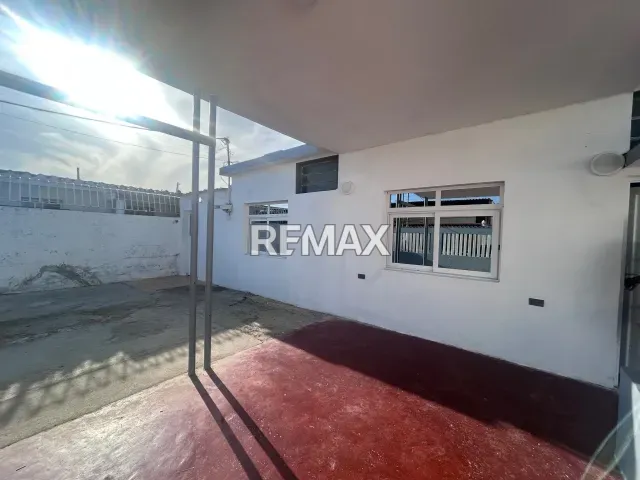 Amplia casa de 4 habitaciones y anexo independiente en venta, Judibana Falcón - Foto 4