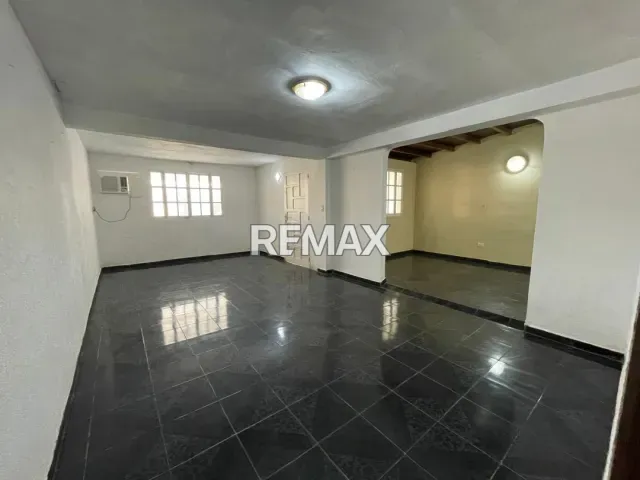 Casa en venta de 3 habitaciones y 2 baños en Doña Emilia, 175 m² de comodidad - Foto 8